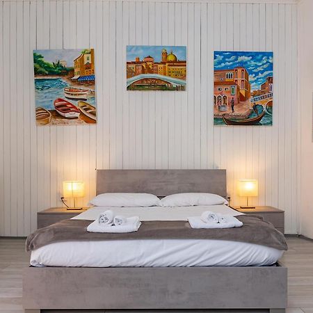 Art Design Apartment - City Center Mailand Exterior foto